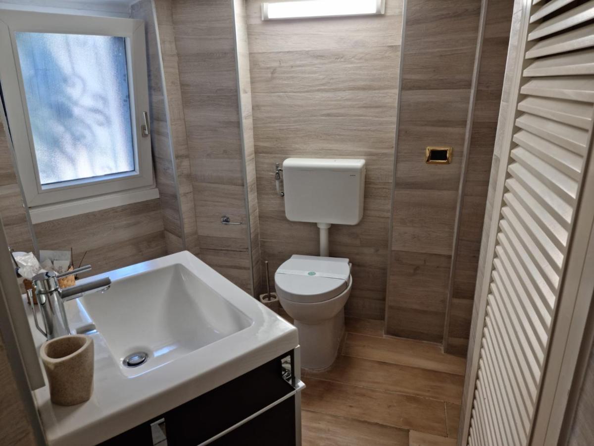 La Casa Sull' Acqua Lägenhet Neapel Exteriör bild